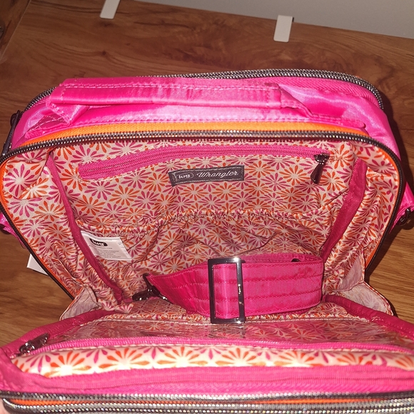 Lug - Wrangler Crossbody Bag - Picture 3 of 6